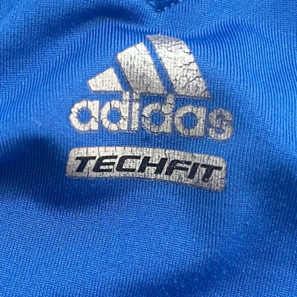 Adidas techfit climalite Womens activewear shirt Sz medium - Picture 3 of 8